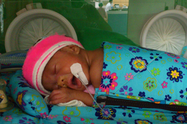 新生兒加護病房