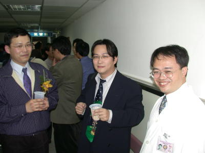 演講者與會長江榮山醫師合影