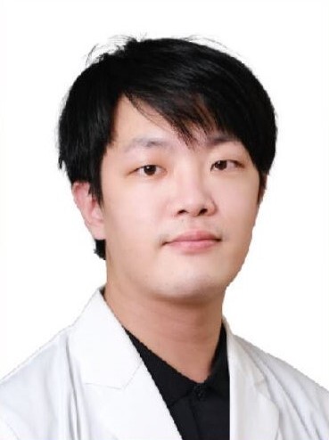 黃昱哲