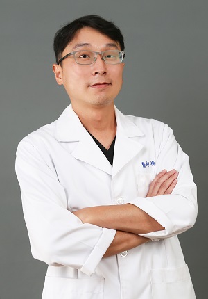 楊哲瑞醫師