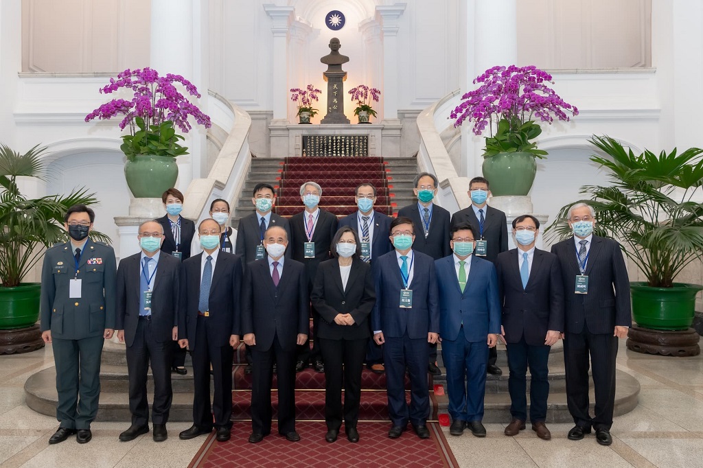 蔡英文總統嘉勉SNQ得獎團隊 照片