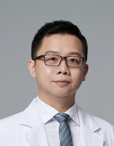 李坤燦主任照片